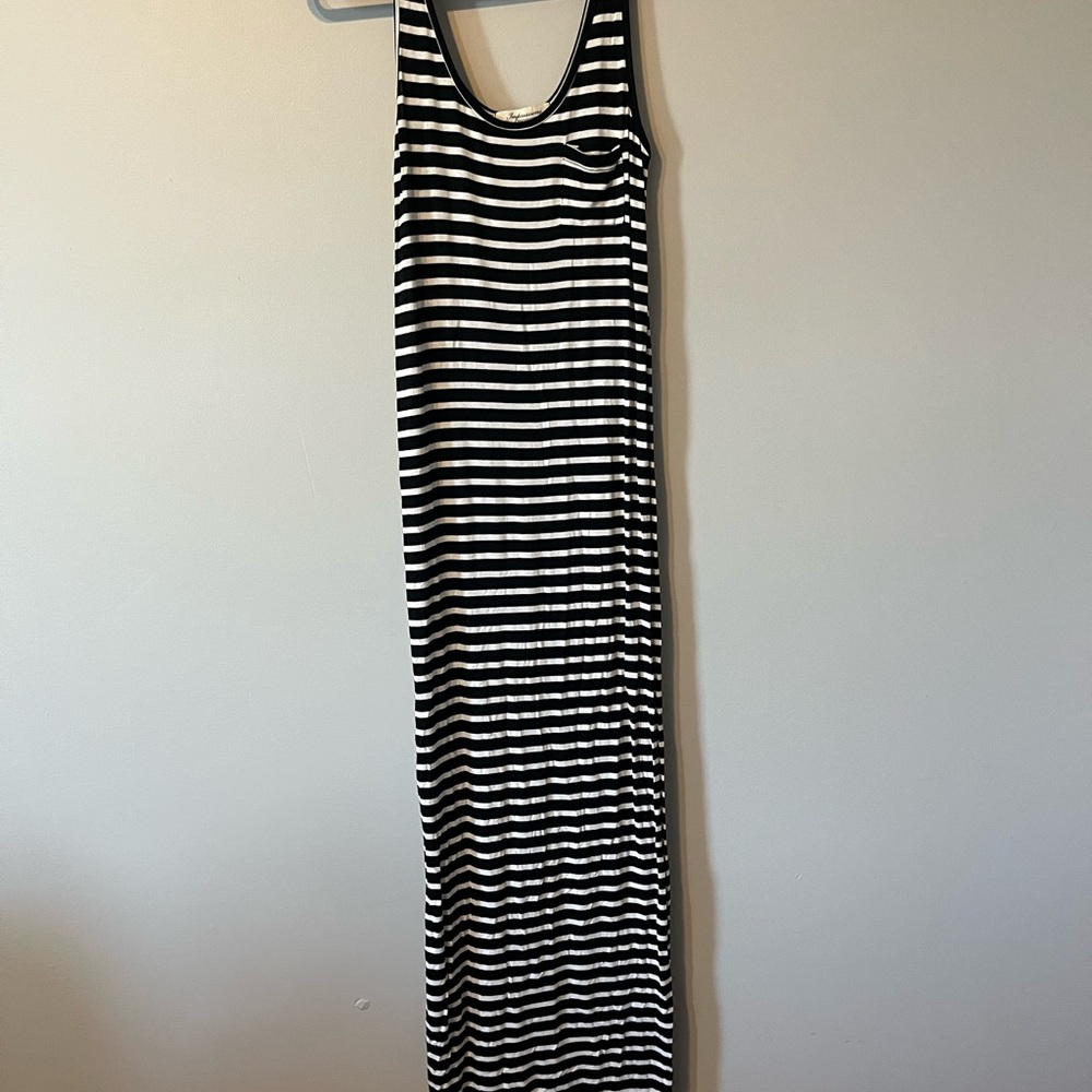 Impressions Black and White Sheath Maxi Dress